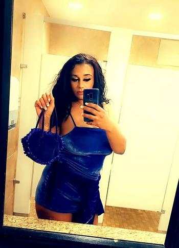 London brigett, 28 Latino/Hispanic female escort, Red Deer